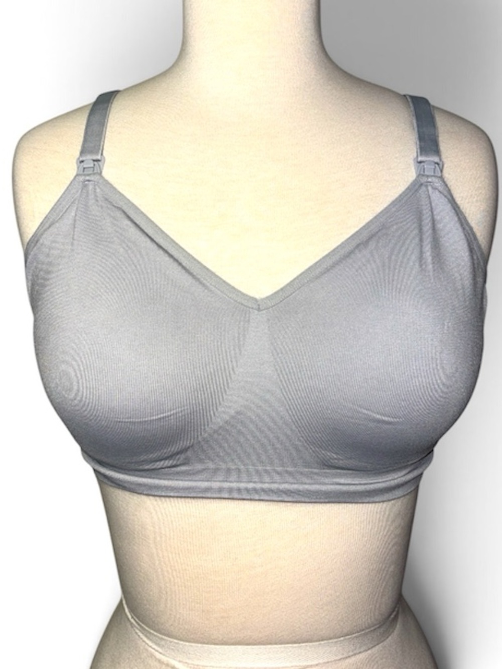 AUDEN Light Gray lightly lined nursing seamless bra size medium
